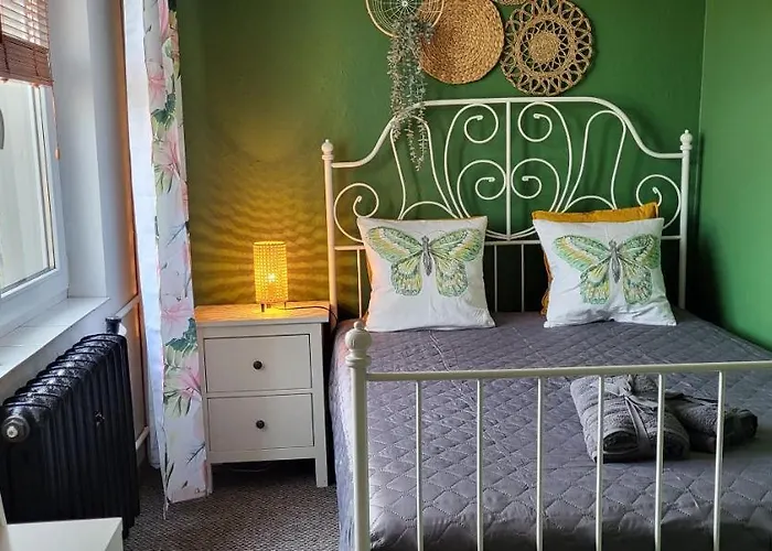 Przypudrowane Tpd 2a Trzy Oddzielne Sypialnie, Przestronny Salon, Kuchnia I łazienka Na 70 M2 Apartament