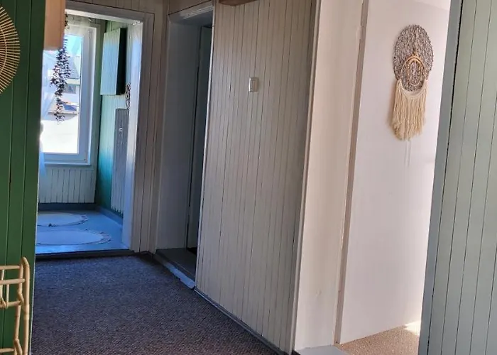 Przypudrowane Tpd 2a Trzy Oddzielne Sypialnie, Przestronny Salon, Kuchnia I łazienka Na 70 M2 * Jastrzębia Góra