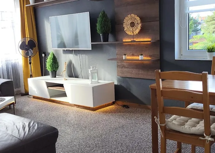 Apartament Przypudrowane Tpd 2a Trzy Oddzielne Sypialnie, Przestronny Salon, Kuchnia I łazienka Na 70 M2
