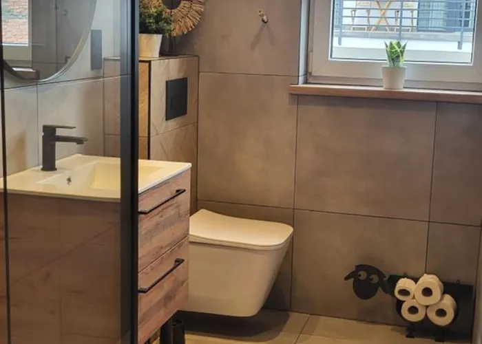 Przypudrowane Tpd 2a Trzy Oddzielne Sypialnie, Przestronny Salon, Kuchnia I łazienka Na 70 M2 *