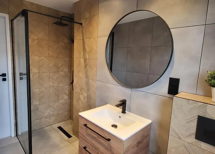 Przypudrowane Tpd 2a Trzy Oddzielne Sypialnie, Przestronny Salon, Kuchnia I łazienka Na 70 M2